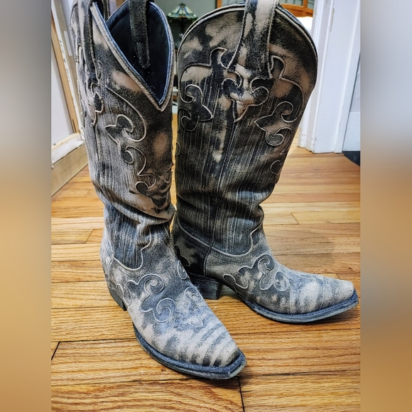 Lane Dawson Embroidered Cowboy Boots – Black/White Distressed Leather – Size 5.5 - Picture 2 of 6